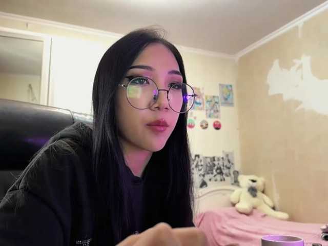 GlennaVandermeulen live cam on BongaCams