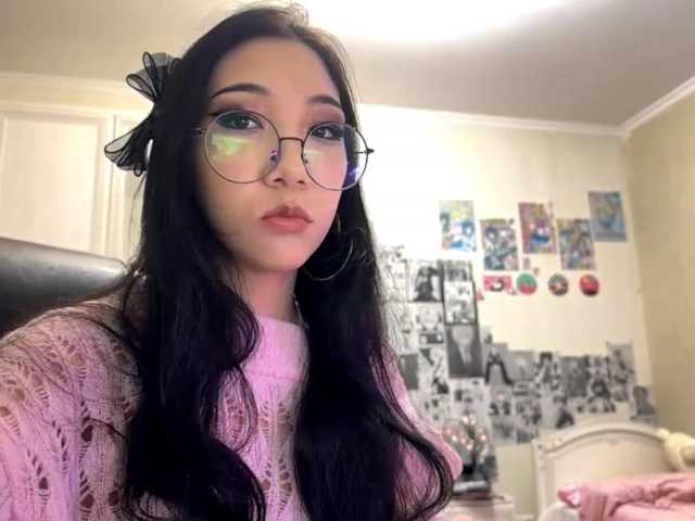 GlennaVandermeulen live cam on BongaCams