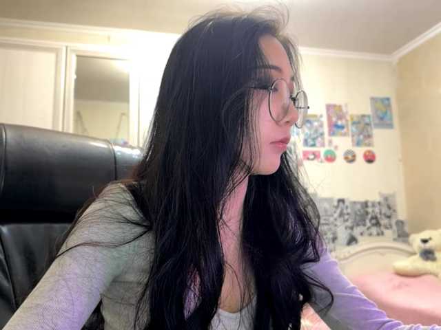 GlennaVandermeulen live cam on BongaCams