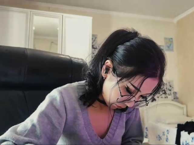 GlennaVandermeulen live cam on BongaCams
