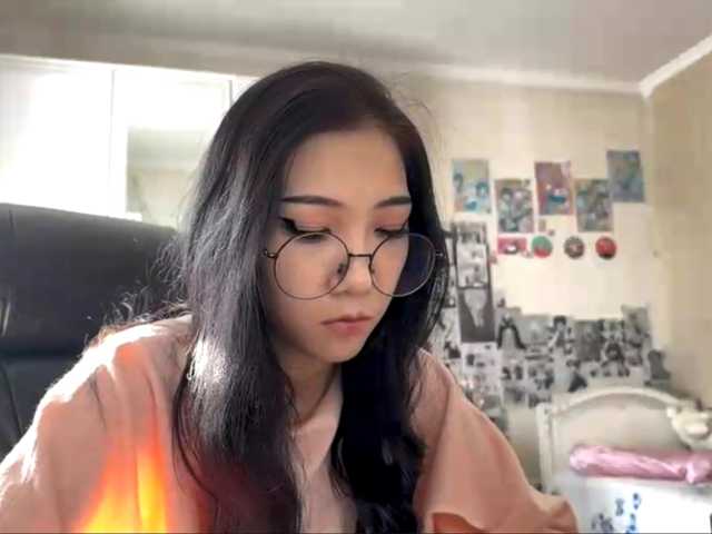 GlennaVandermeulen live cam on BongaCams