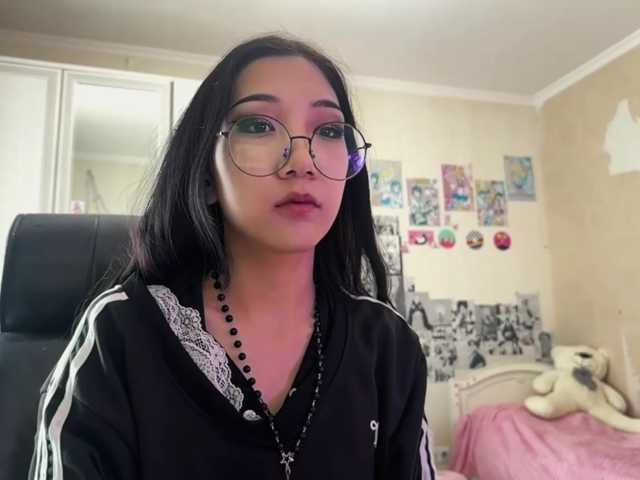 GlennaVandermeulen live cam on BongaCams