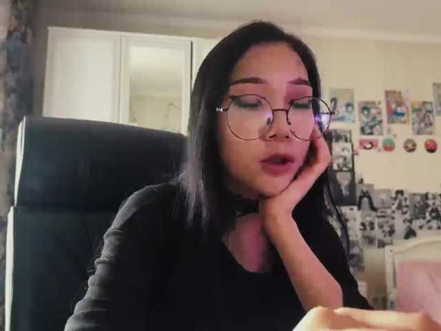 GlennaVandermeulen live cam on BongaCams