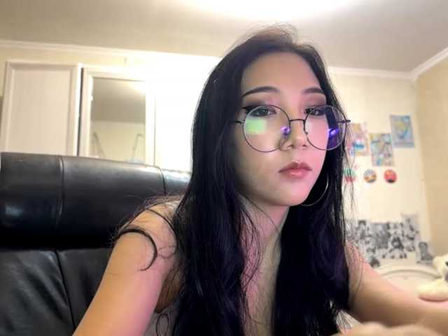 GlennaVandermeulen live cam on BongaCams