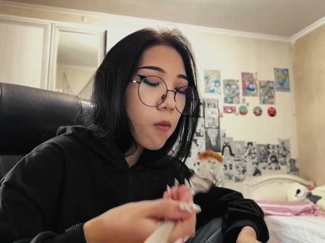 GlennaVandermeulen, en vivo ahora en BongaCams