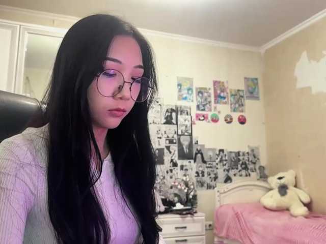 GlennaVandermeulen live cam on BongaCams