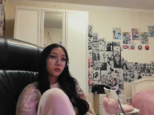 GlennaVandermeulen live cam on BongaCams