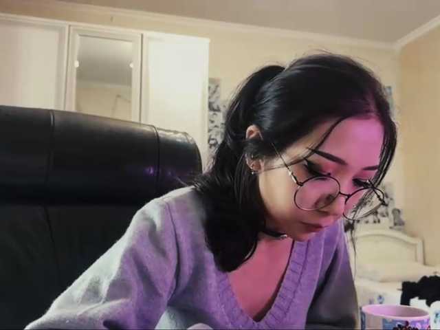 GlennaVandermeulen live cam on BongaCams