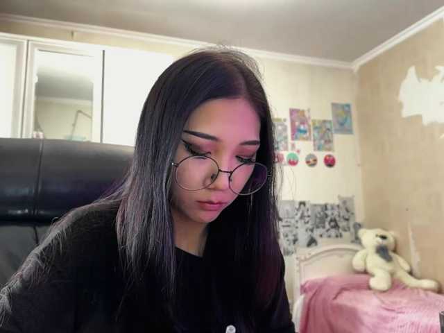 GlennaVandermeulen live cam on BongaCams