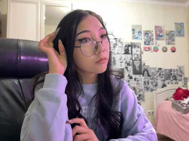 GlennaVandermeulen live cam on BongaCams
