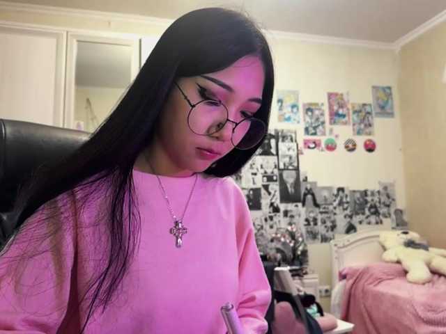 GlennaVandermeulen live cam on BongaCams