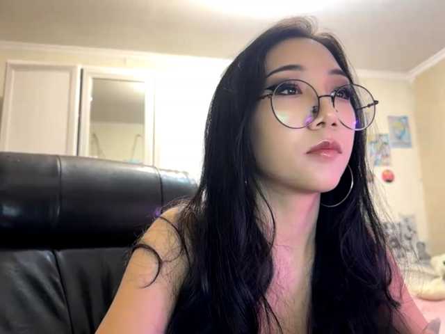 GlennaVandermeulen live cam on BongaCams