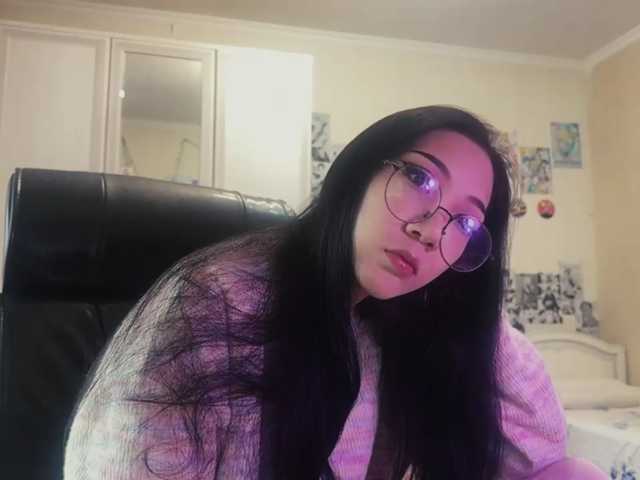 GlennaVandermeulen live cam on BongaCams
