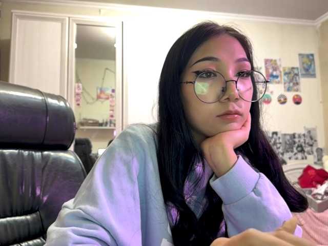 GlennaVandermeulen live cam on BongaCams