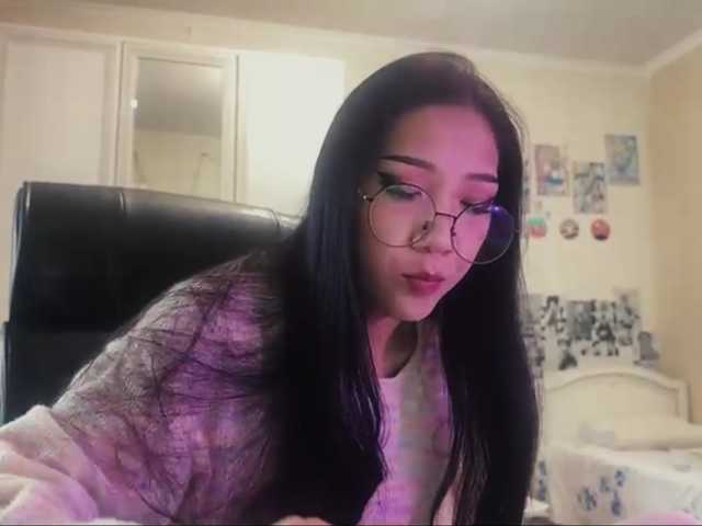 GlennaVandermeulen live cam on BongaCams