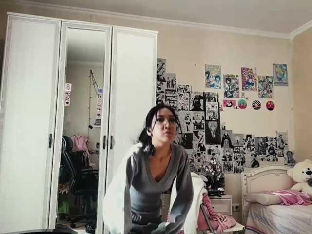 GlennaVandermeulen live cam on BongaCams