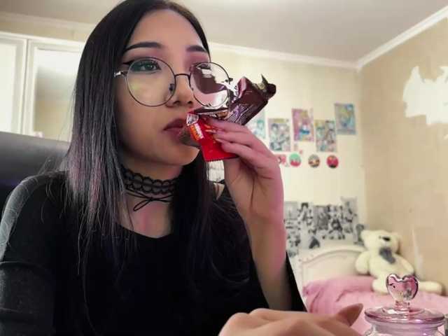 GlennaVandermeulen live cam on BongaCams