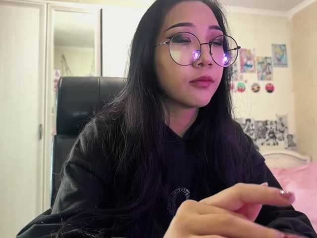 GlennaVandermeulen live cam on BongaCams