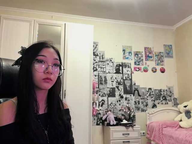 GlennaVandermeulen live cam on BongaCams