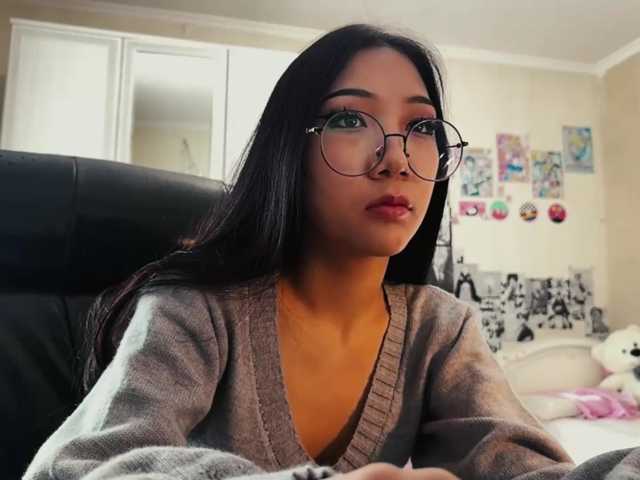 GlennaVandermeulen live cam on BongaCams