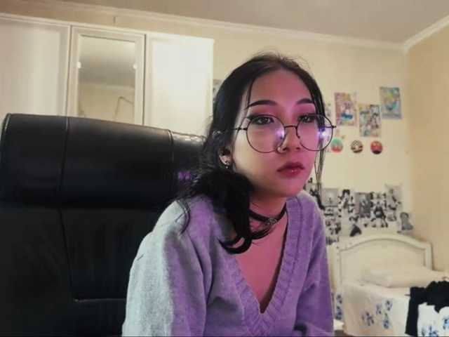 GlennaVandermeulen live cam on BongaCams