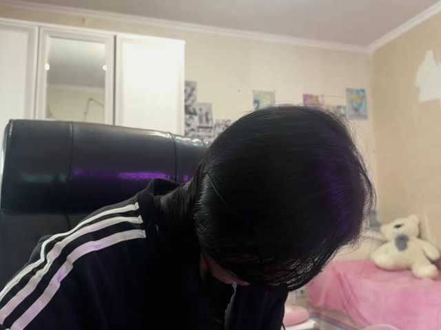 GlennaVandermeulen live cam on BongaCams