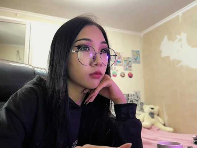 GlennaVandermeulen live cam on BongaCams