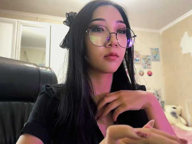 GlennaVandermeulen live cam on BongaCams
