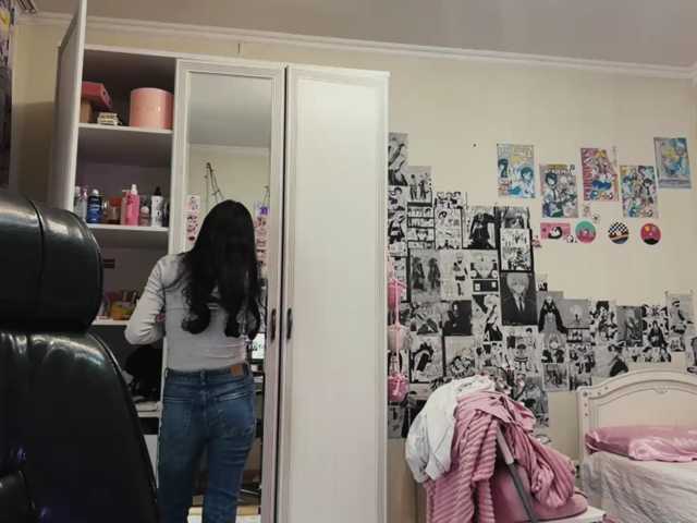 GlennaVandermeulen live cam on BongaCams