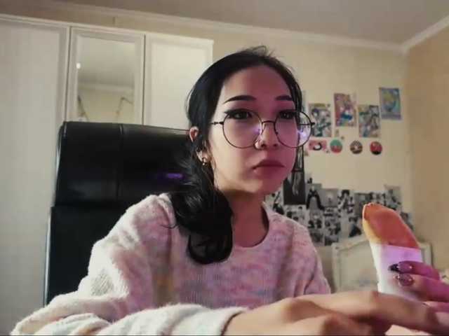 GlennaVandermeulen live cam on BongaCams
