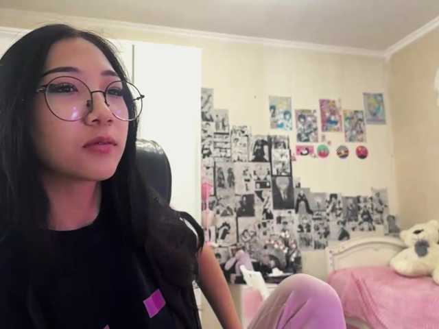 GlennaVandermeulen live cam on BongaCams