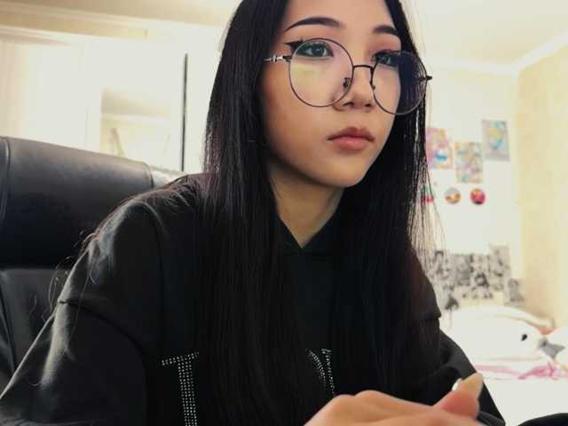 GlennaVandermeulen, en vivo ahora en BongaCams