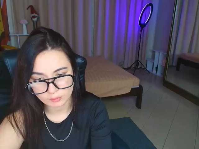 Mila-Vael live cam on BongaCams