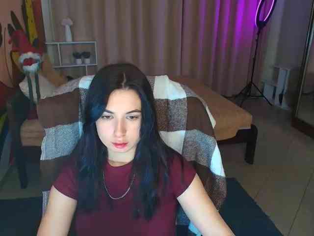 mila-vael's live room