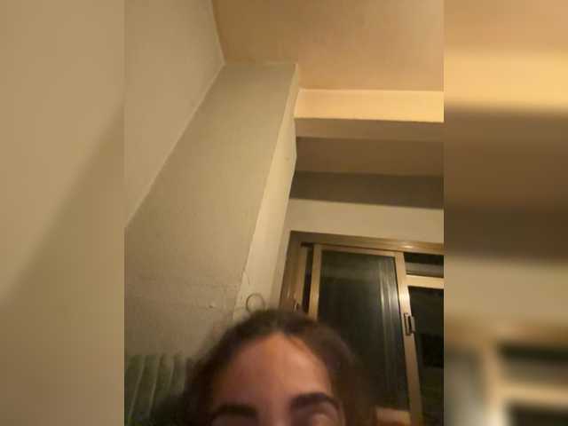 Luciavencono live cam preview