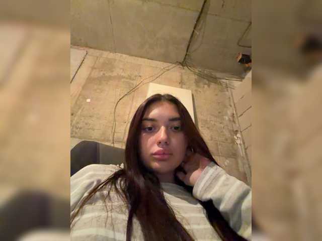 Karins96 live cam on BongaCams