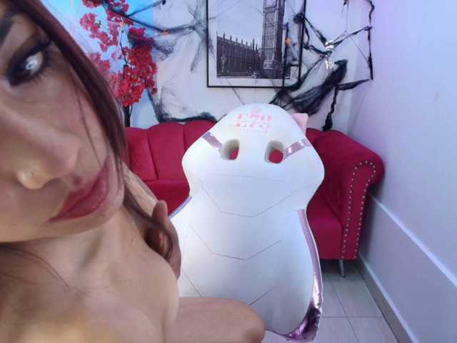 Pamela-martiinez live cam on BongaCams