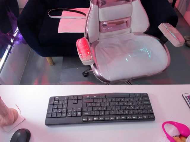 Pamela-martiinez live cam on BongaCams