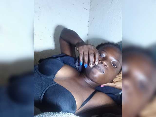 Patience-fany2 live cam on BongaCams
