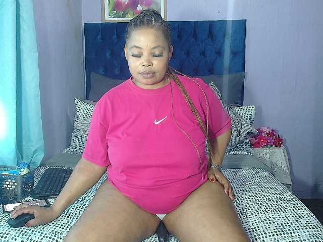 Belinder002 live cam on BongaCams