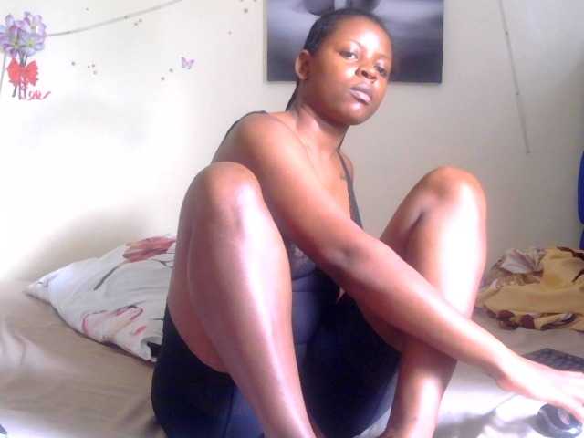 FuckMeeNow, live now on BongaCams