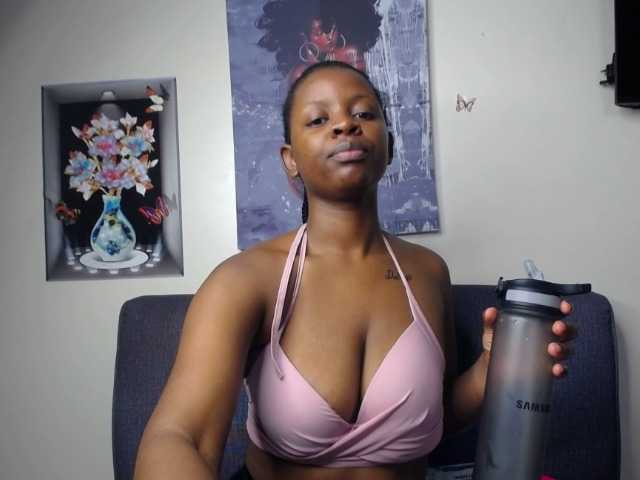 FuckMeeNow webcam bongacams model stream image