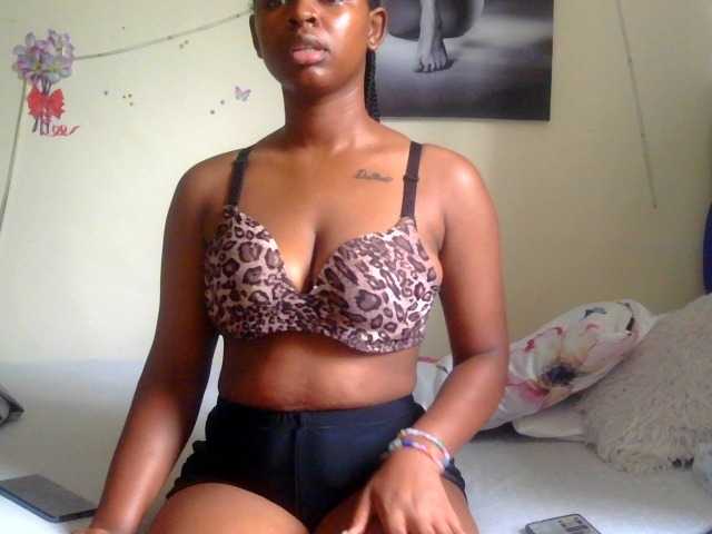 FuckMeeNow, en vivo ahora en BongaCams