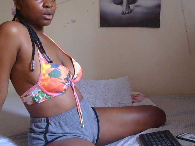 FuckMeeNow webcam bongacams model stream image
