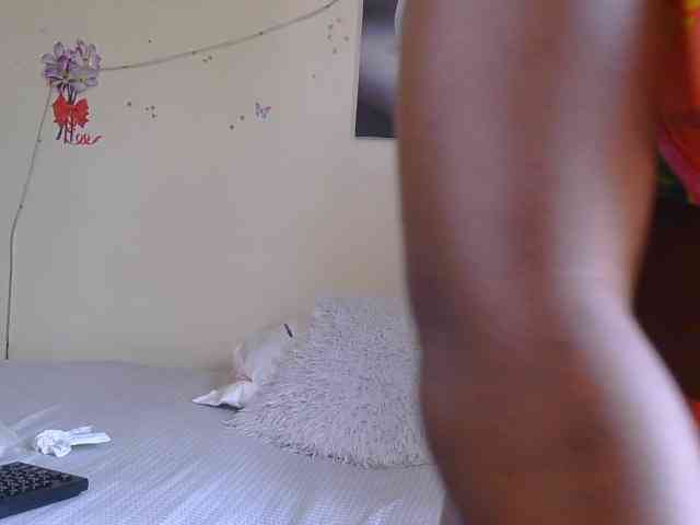 FuckMeeNow webcam