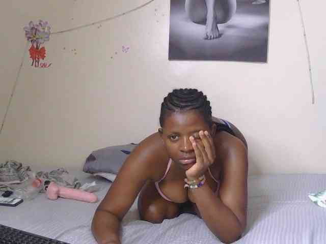 FuckMeeNow webcam