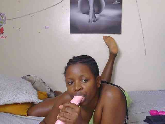FuckMeeNow webcam