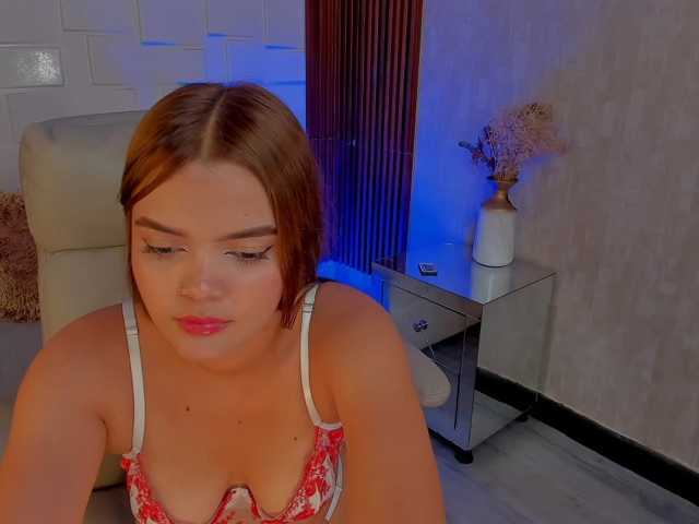 Maddyssonx live cam on BongaCams