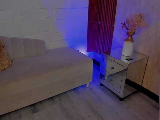 Maddyssonx live cam on BongaCams