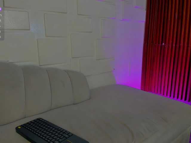 Maddyssonx live cam on BongaCams